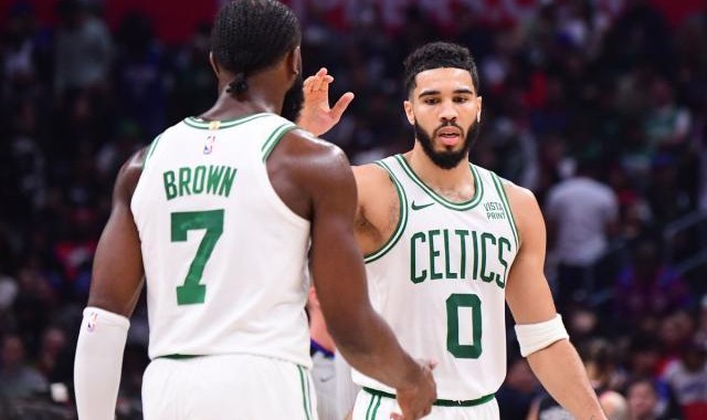 绿军两战轰下289分 三分箭如雨下对手众生平等