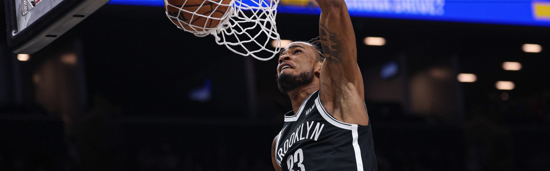 开云体育官网-克拉克斯顿：经纪人会处理交易流言的问题 我就专注于打好球